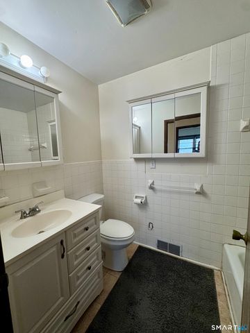 11 Hale Street, Westport, CT 06880