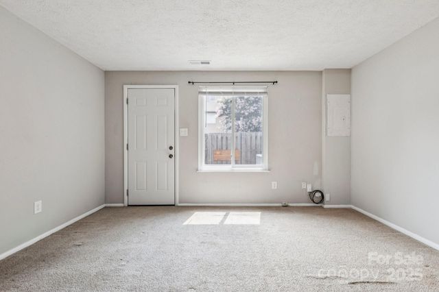 9445 Lexington Circle C, Charlotte, NC 28213