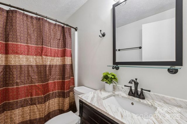 9445 Lexington Circle C, Charlotte, NC 28213