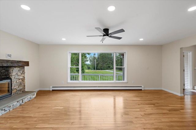 80 Brigham Hill Road, Essex, VT 05452