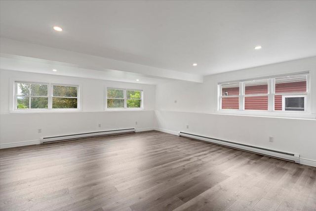 80 Brigham Hill Road, Essex, VT 05452