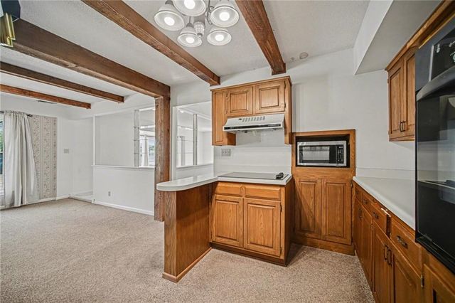 13110 S Lakeshore Drive, Olathe, KS 66061