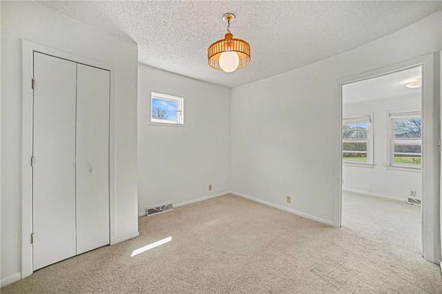 13110 S Lakeshore Drive, Olathe, KS 66061