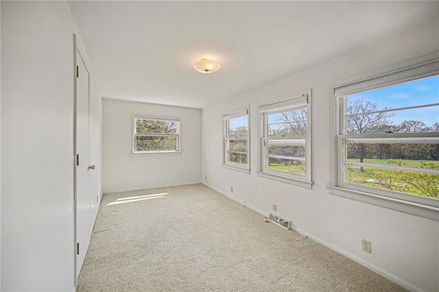 13110 S Lakeshore Drive, Olathe, KS 66061