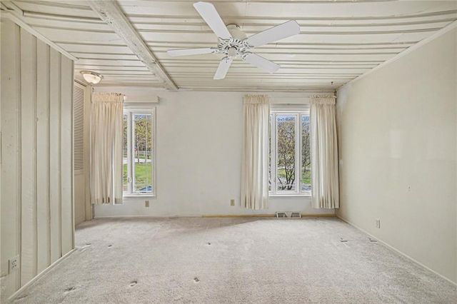 13110 S Lakeshore Drive, Olathe, KS 66061