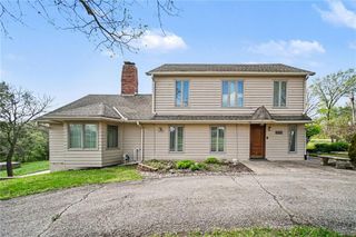 13110 S Lakeshore Drive, Olathe, KS 66061