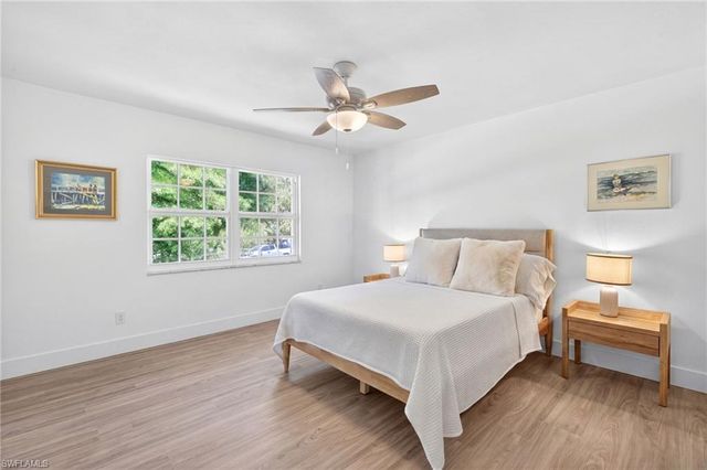 713 Durion CT, Sanibel, FL 33957