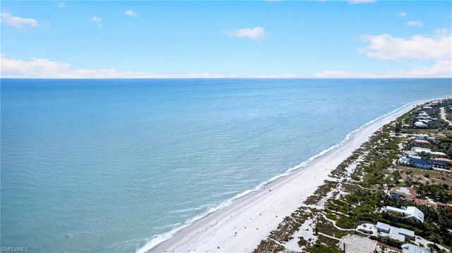 713 Durion CT, Sanibel, FL 33957