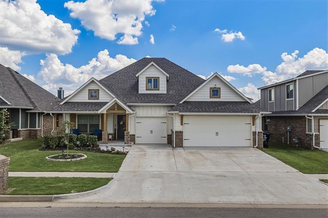 9312 NW 118th Street, Yukon, OK 73099