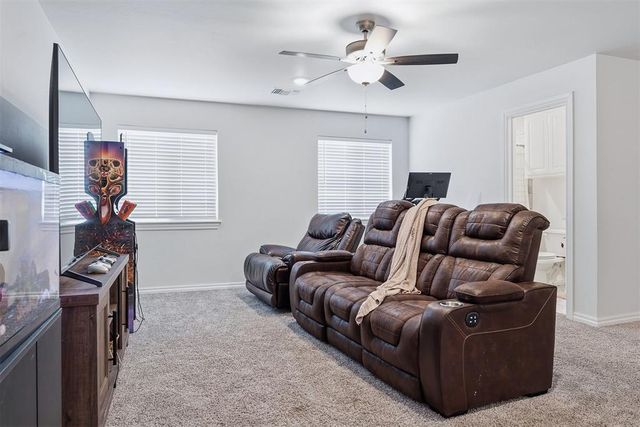 9312 NW 118th Street, Yukon, OK 73099