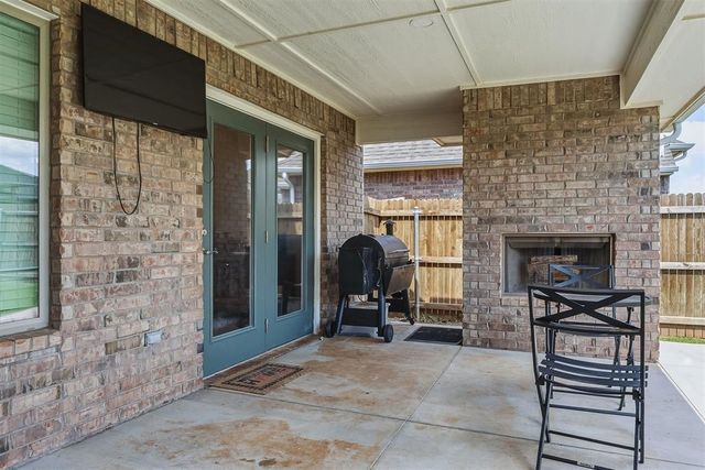 9312 NW 118th Street, Yukon, OK 73099