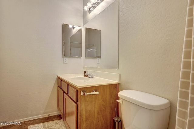 2950 W LOUISE Drive 206, Phoenix, AZ 85027