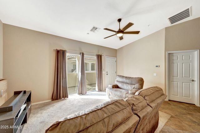 2950 W LOUISE Drive 206, Phoenix, AZ 85027