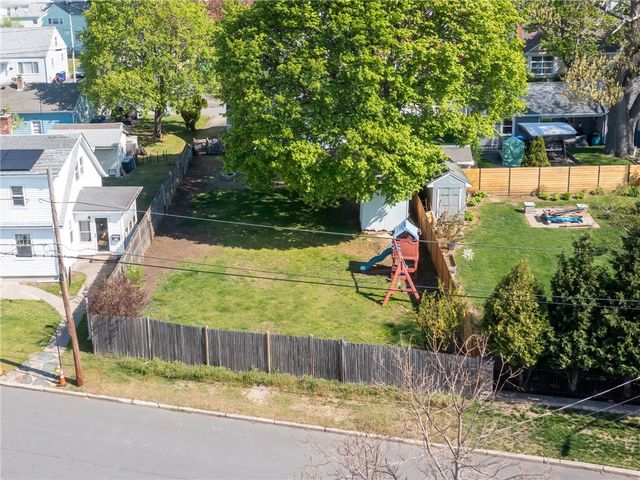 25 Mowry Street, Pawtucket, RI 02861