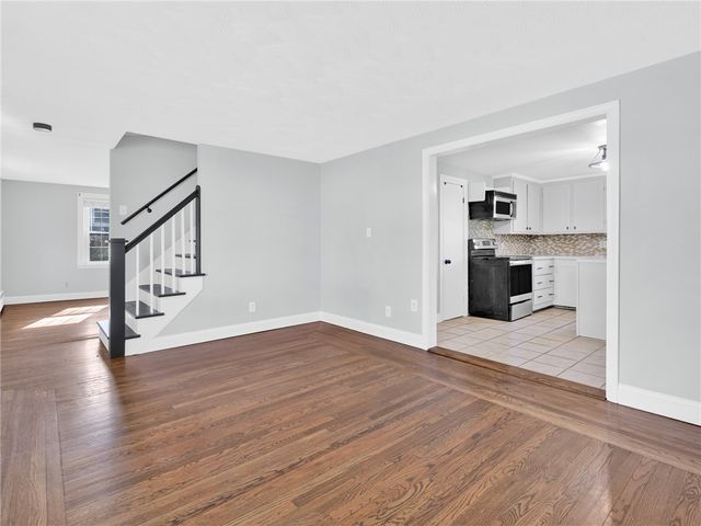 25 Mowry Street, Pawtucket, RI 02861