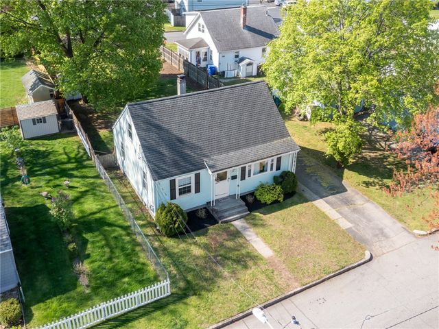 25 Mowry Street, Pawtucket, RI 02861