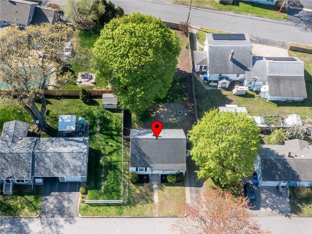 25 Mowry Street, Pawtucket, RI 02861