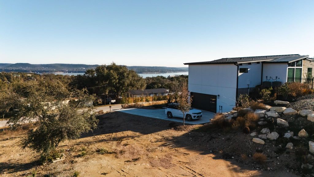 5005 Weletka DR, Austin, TX 78734