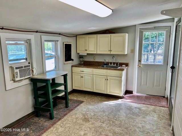 194 Poole Road, Rockingham, NC 28379