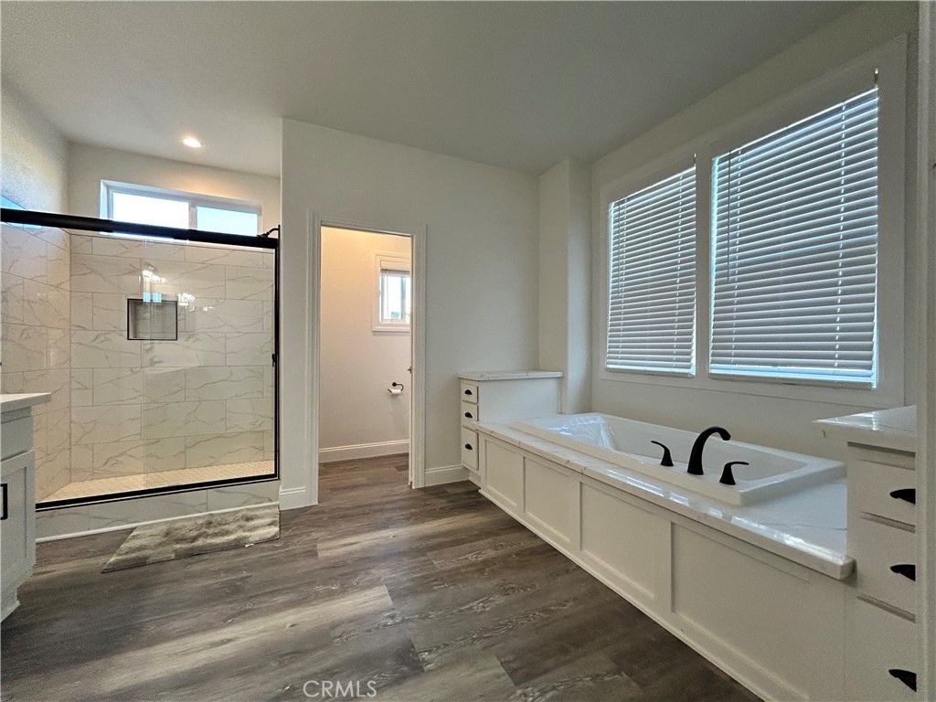 Image 5 of property listing at 9850 Garfield Avenue 68, Huntington Beach, CA 92646