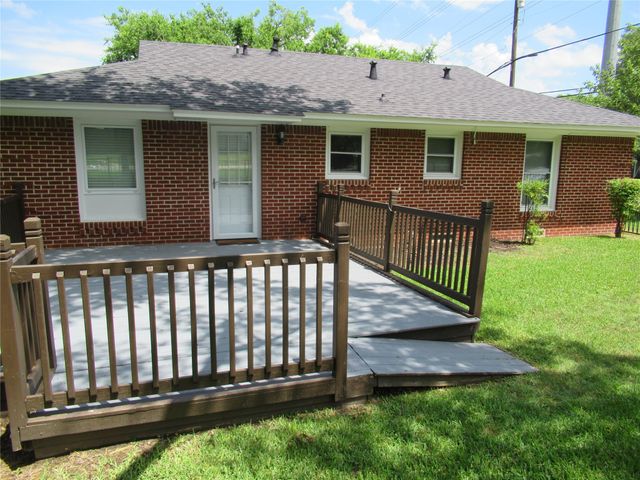 106 S Clark Street, Rockwall, TX 75087