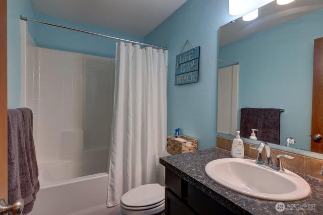 27000 Sandridge Road, Ocean Park, WA 98640