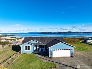 27000 Sandridge Road, Ocean Park, WA 98640