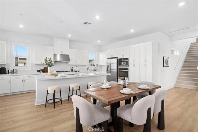 241 Proctor, Irvine, CA 92618