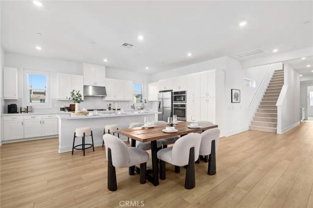 241 Proctor, Irvine, CA 92618