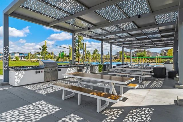 241 Proctor, Irvine, CA 92618