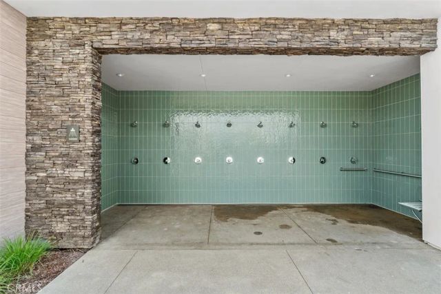 241 Proctor, Irvine, CA 92618
