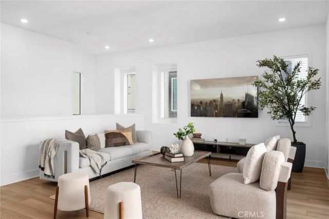 241 Proctor, Irvine, CA 92618