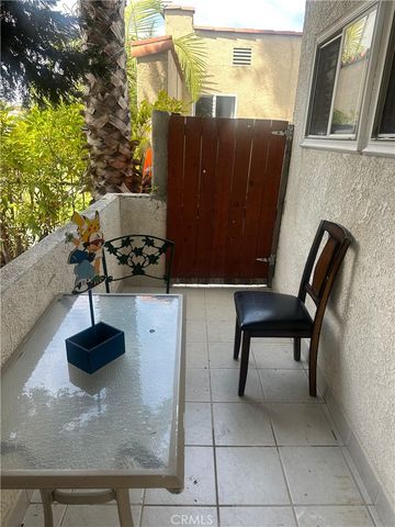 6534 4th, Los Angeles, CA 90043