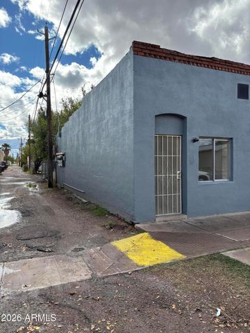 429 E 7th Street, Douglas, AZ 85607