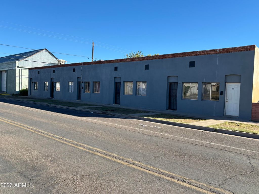 429 E 7th Street, Douglas, AZ 85607