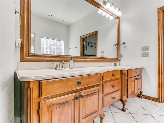 3117 SW 105th Terrace, Oklahoma City, OK 73170