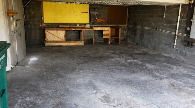 97 Janette Drive, Poca, WV 25159