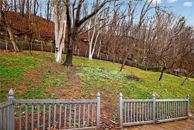 97 Janette Drive, Poca, WV 25159