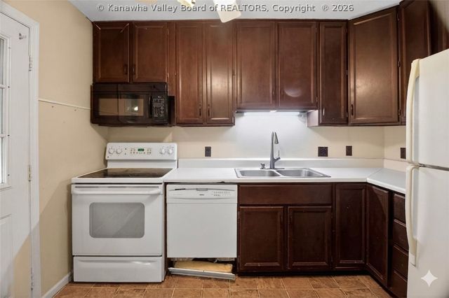 97 Janette Drive, Poca, WV 25159