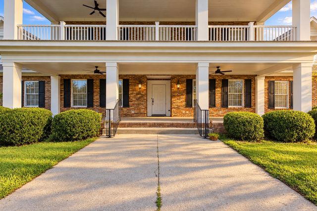 444 Old Pond Lane, Dickson, TN 37055