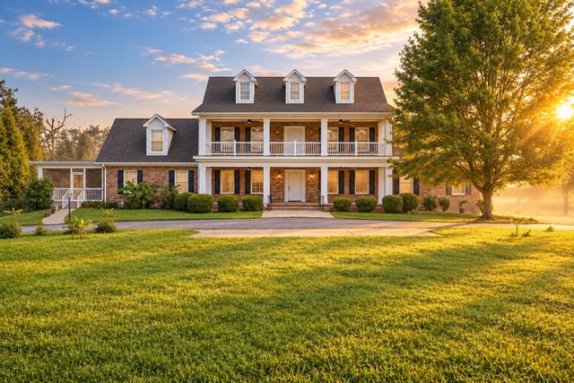 444 Old Pond Lane, Dickson, TN 37055