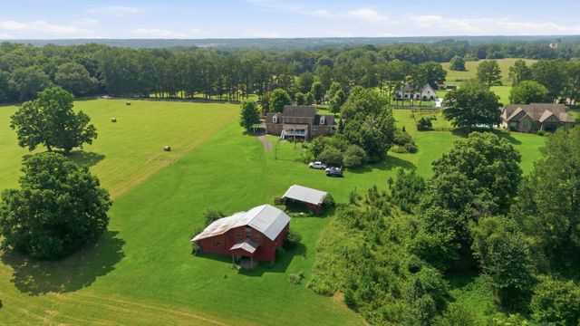 444 Old Pond Lane, Dickson, TN 37055