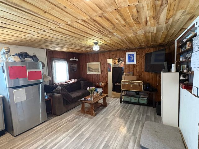 212 W Park Road, Harrison, MI 48625