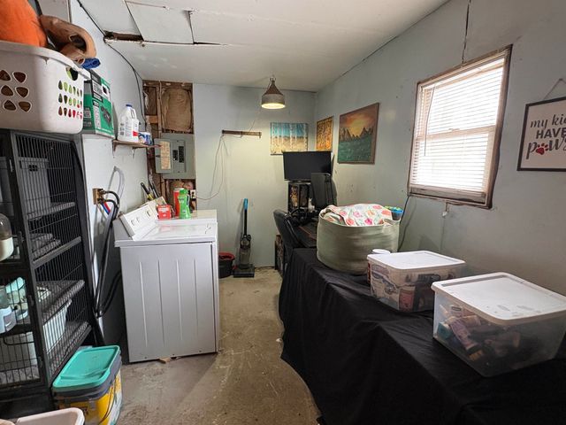 212 W Park Road, Harrison, MI 48625