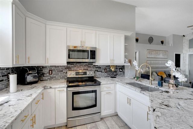 7929 ASHLEY POINTE DRIVE, Lakeland, FL 33810