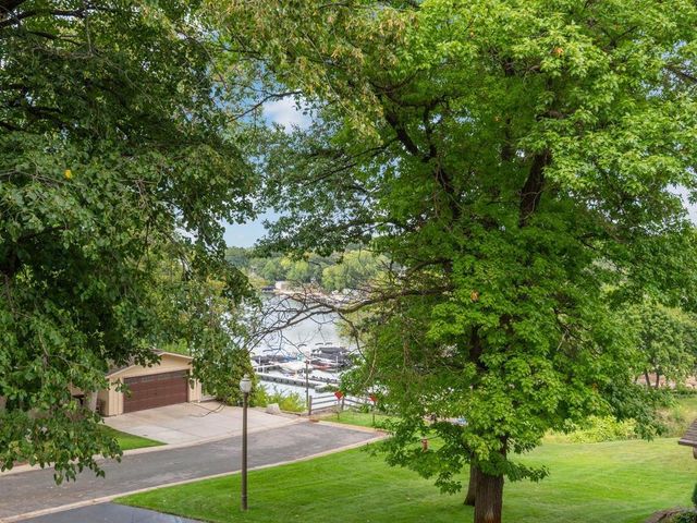 3469 Sycamore Trail SW, Prior Lake, MN 55372