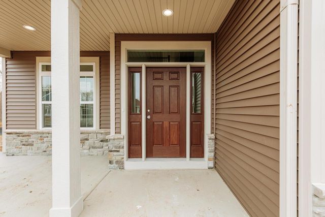 2264 Ravenswood ROAD, Burlington, WI 53105