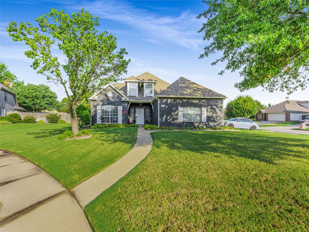 3100 W Lansing Circle, Broken Arrow, OK 74012