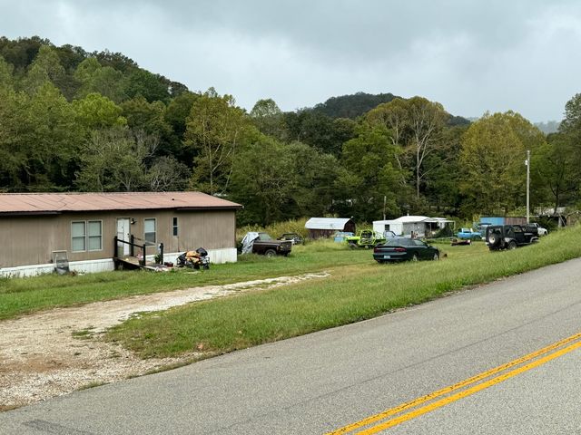 5700 1098, Jackson, KY 41339