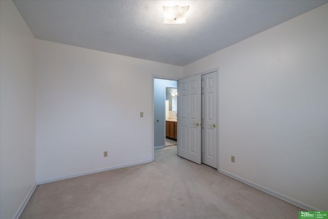 2908 S 136 Street, Omaha, NE 68144